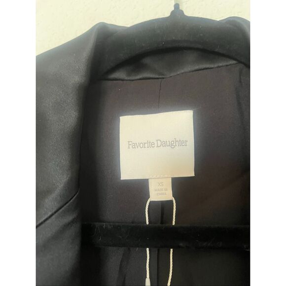 Favorite Daughter Satin Blazer in Black NEW NWT - Picture 5 of 10